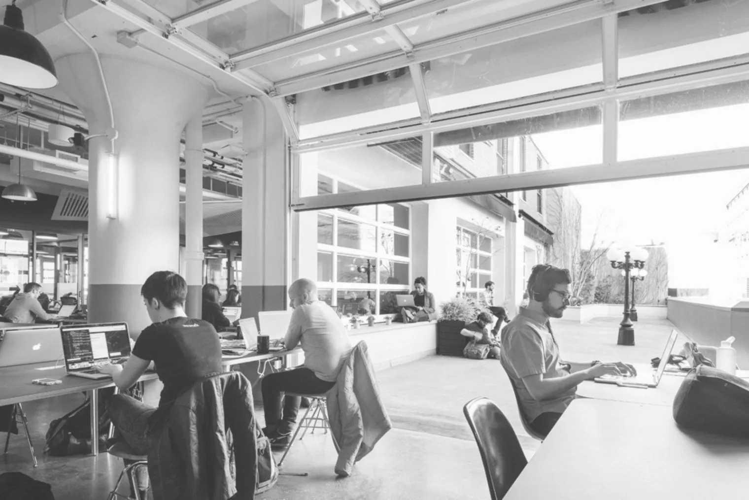 Environnement de formation professionnelle en trading intraday chez Trionexa